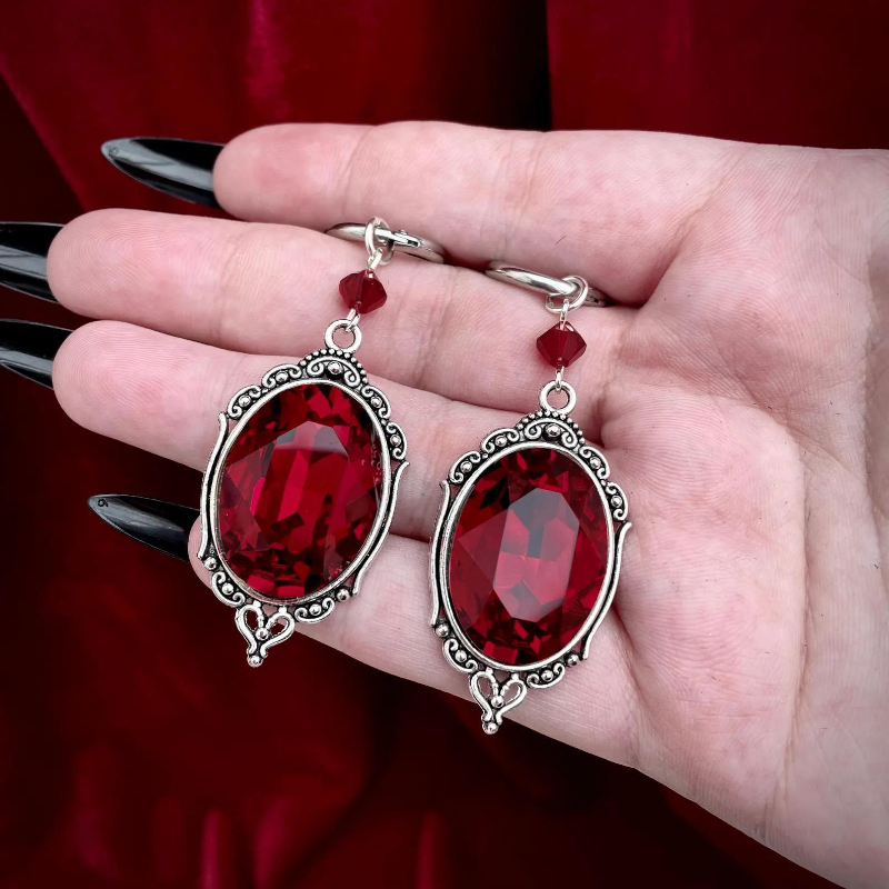 Boucles d'oreilles camée de va - Women'S Vampire Accessories avis et prix
