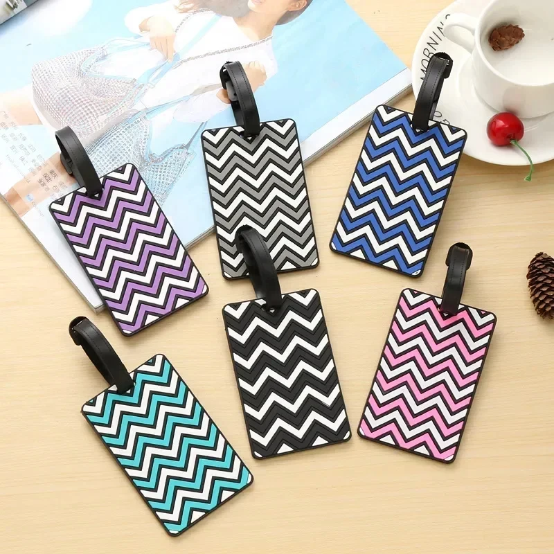 Étiquettes de bagage géométriq - Women Accessories Name avis et prix